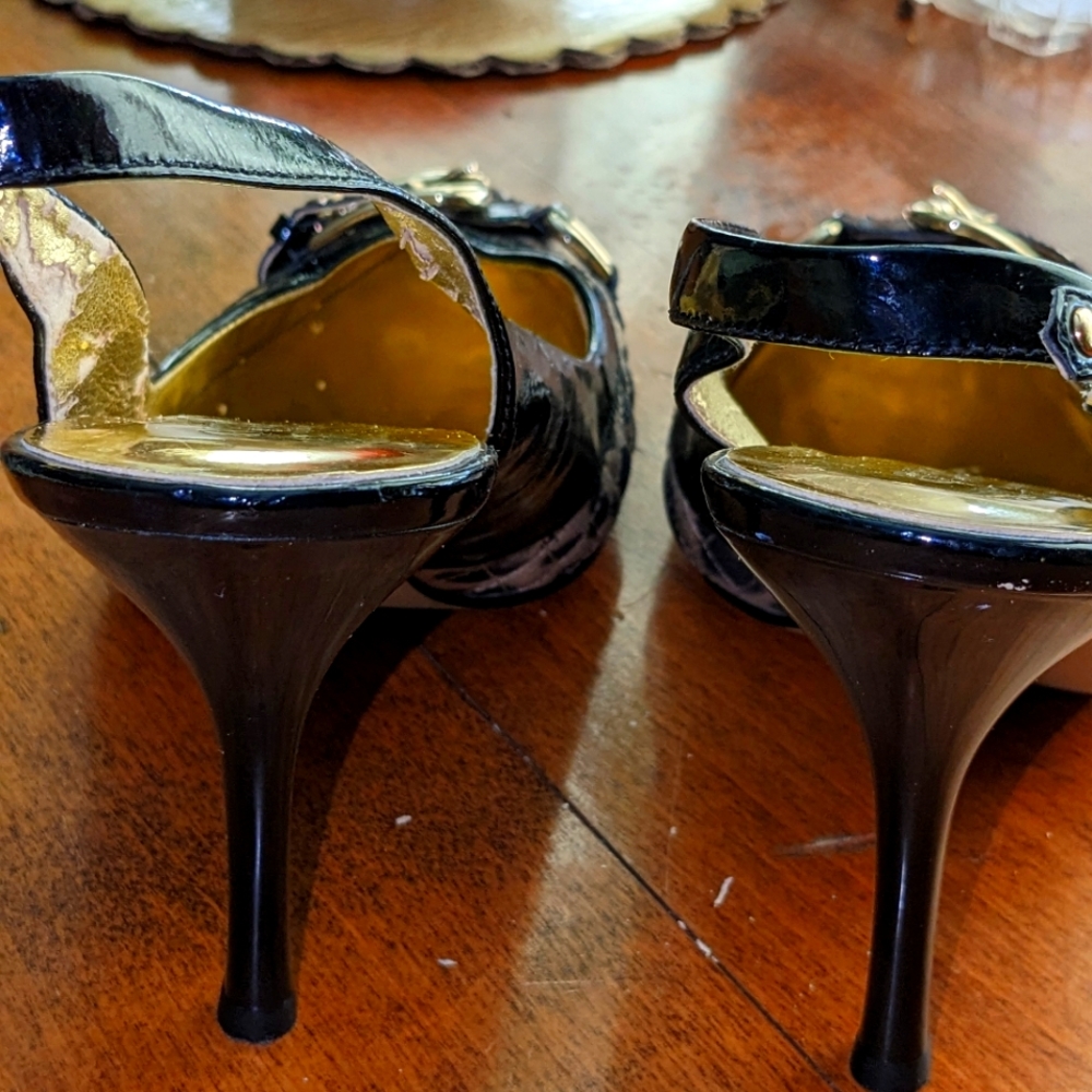 Guess Love2 black/leopard/ patent sling back heel size 10